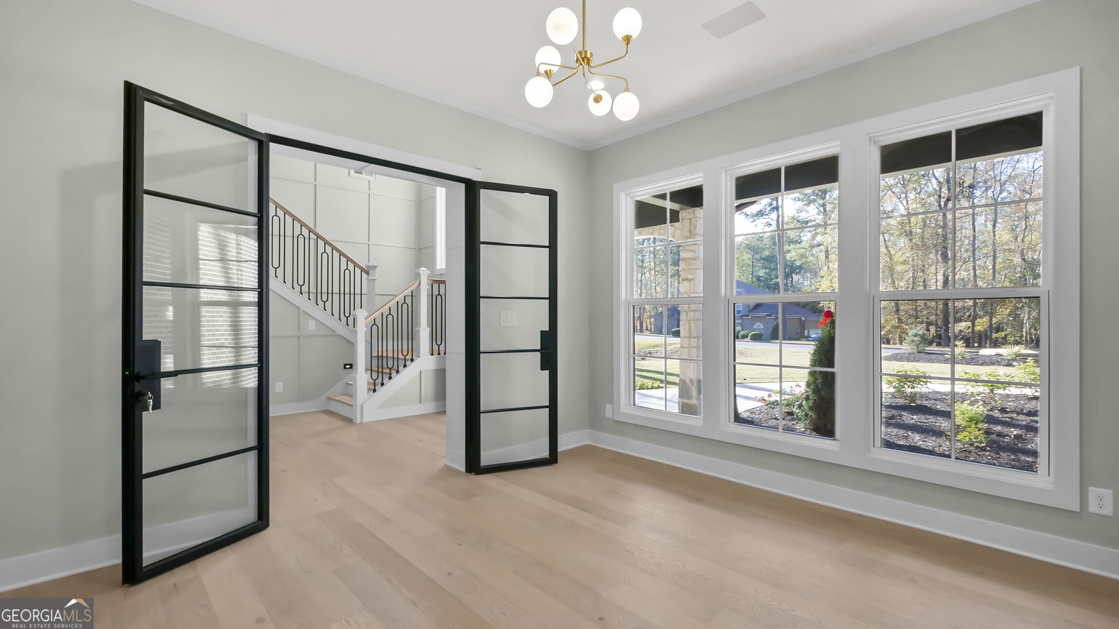 450 Vinings Walk Property Photo 5