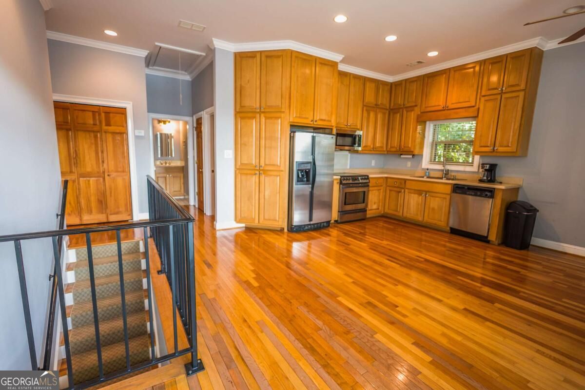 157 Andrea Circle Property Photo 5