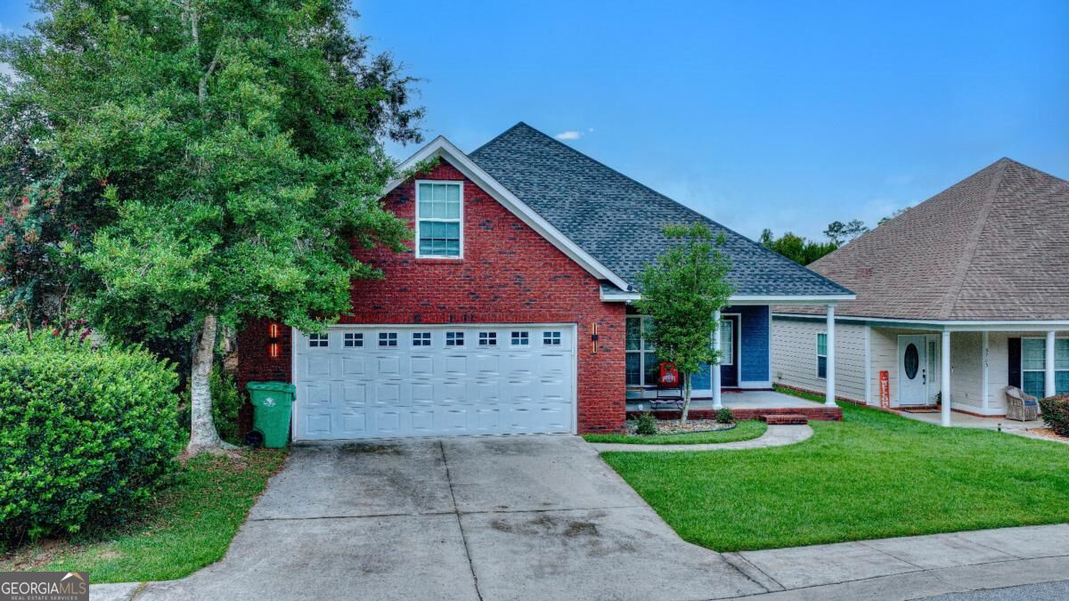 3779 Old Vine Way Property Photo 2