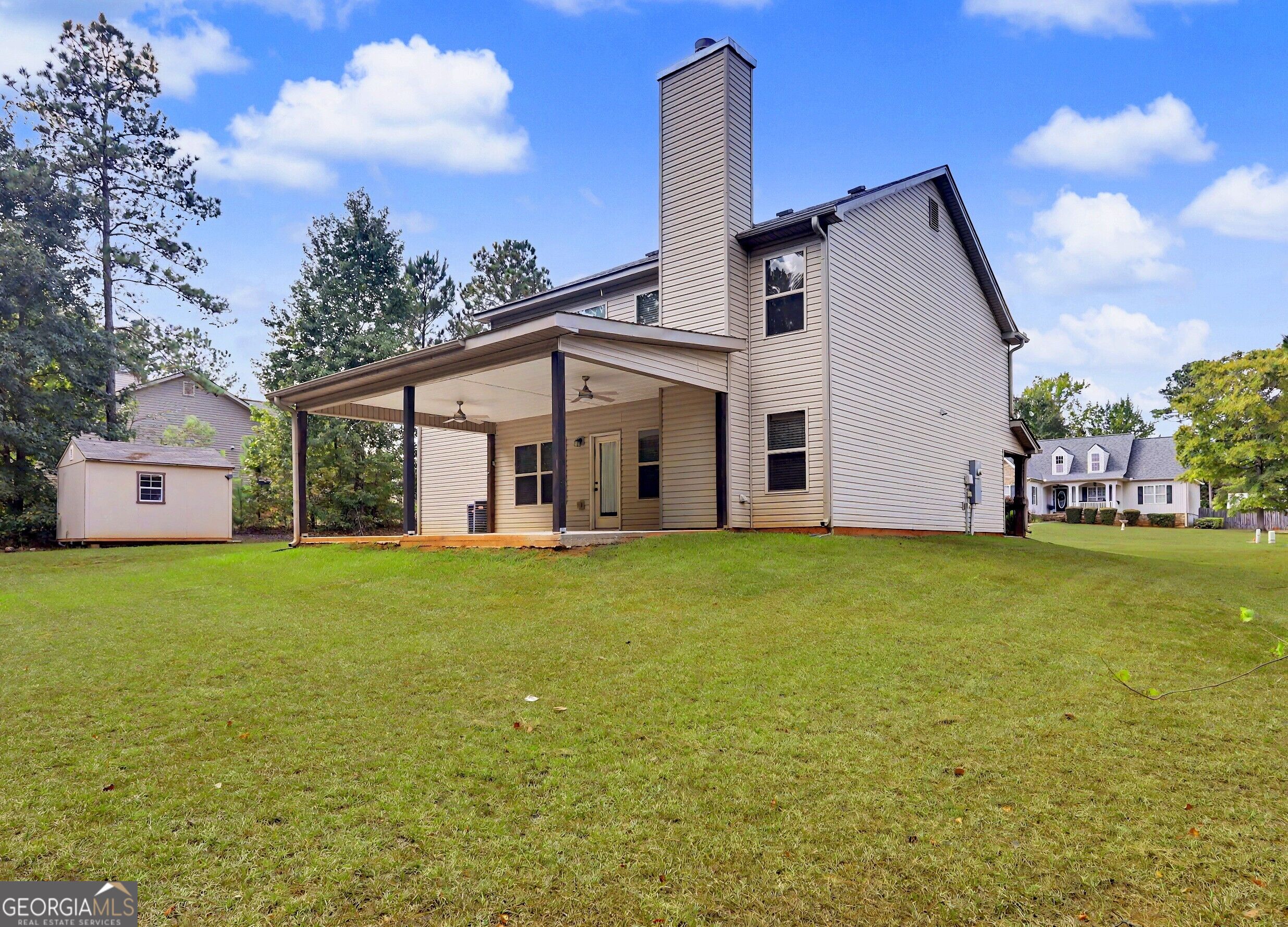 370 Emily Circle Property Photo 4