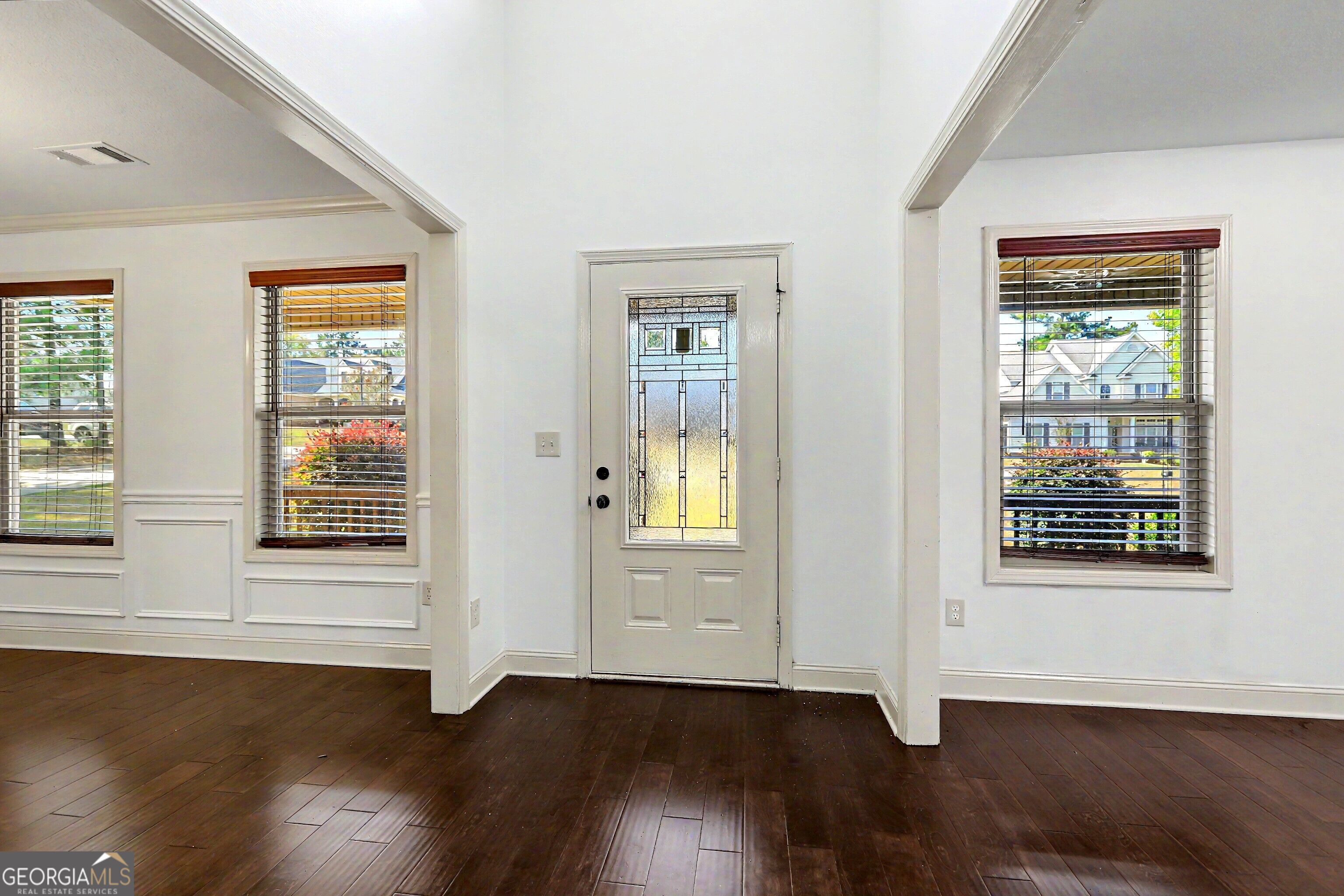 370 Emily Circle Property Photo 24