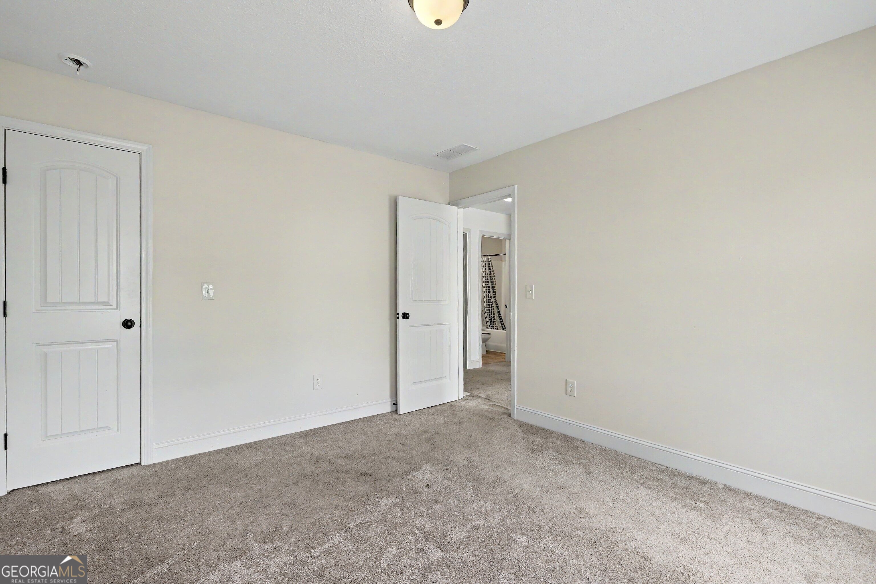 370 Emily Circle Property Photo 38