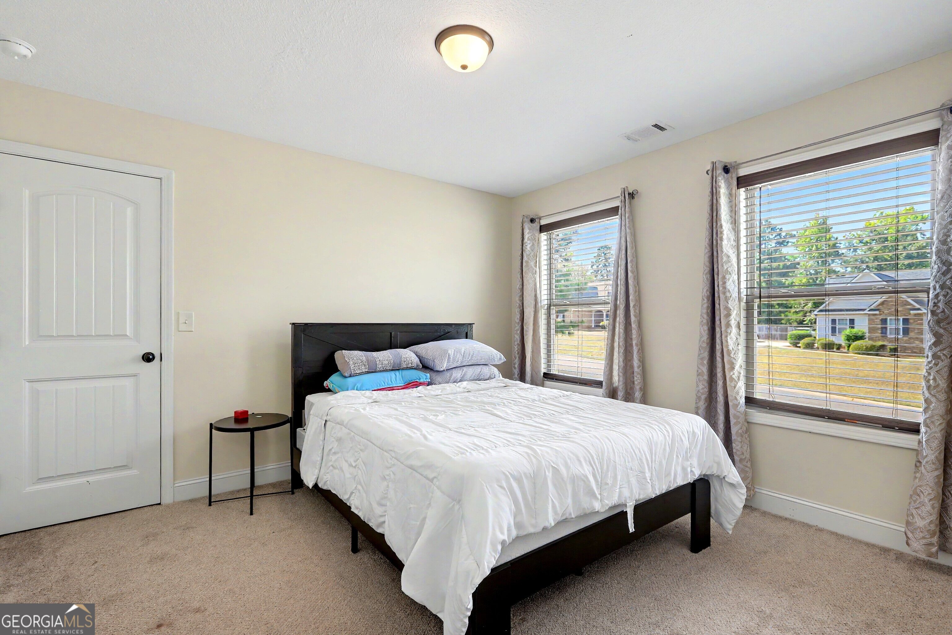 370 Emily Circle Property Photo 39