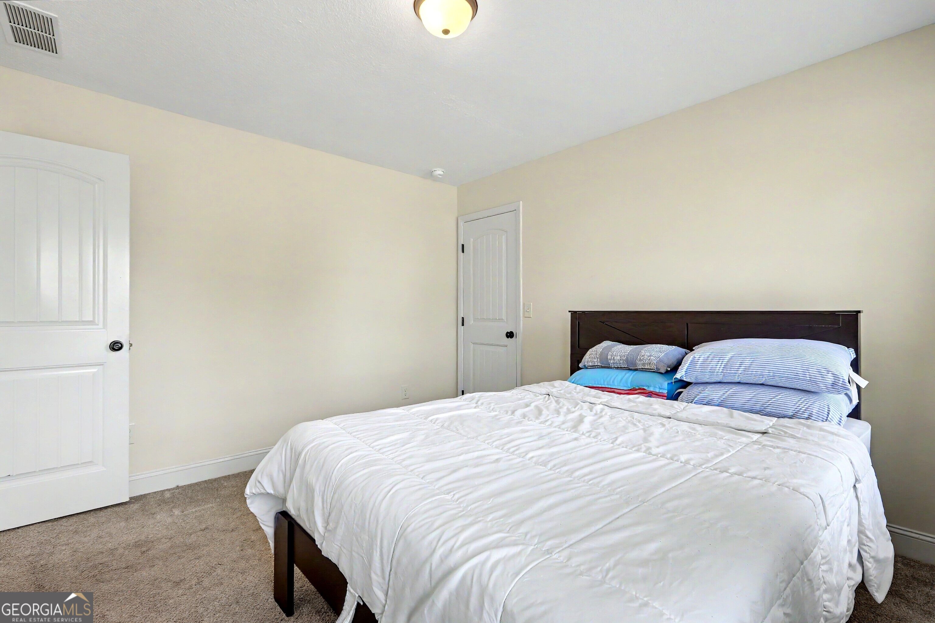 370 Emily Circle Property Photo 41