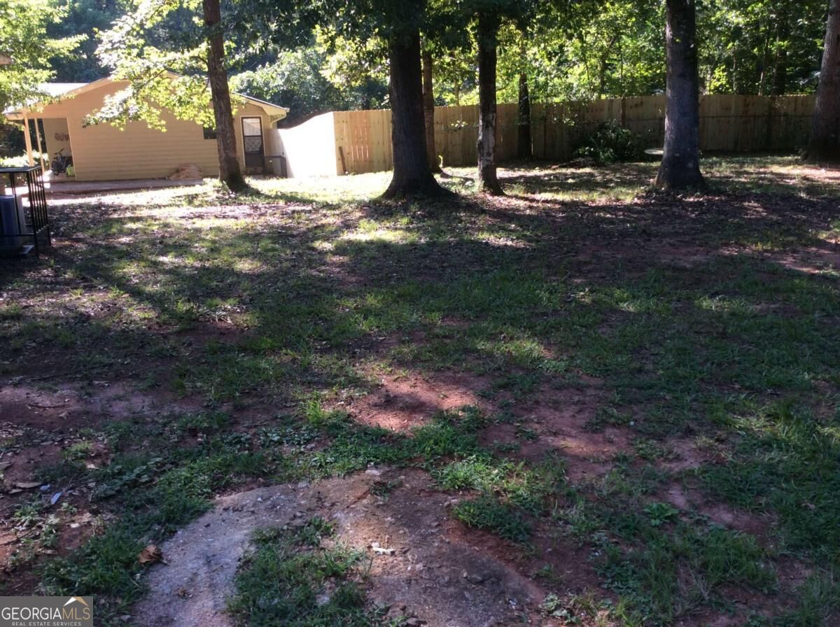 40 Candler Court Property Photo 3