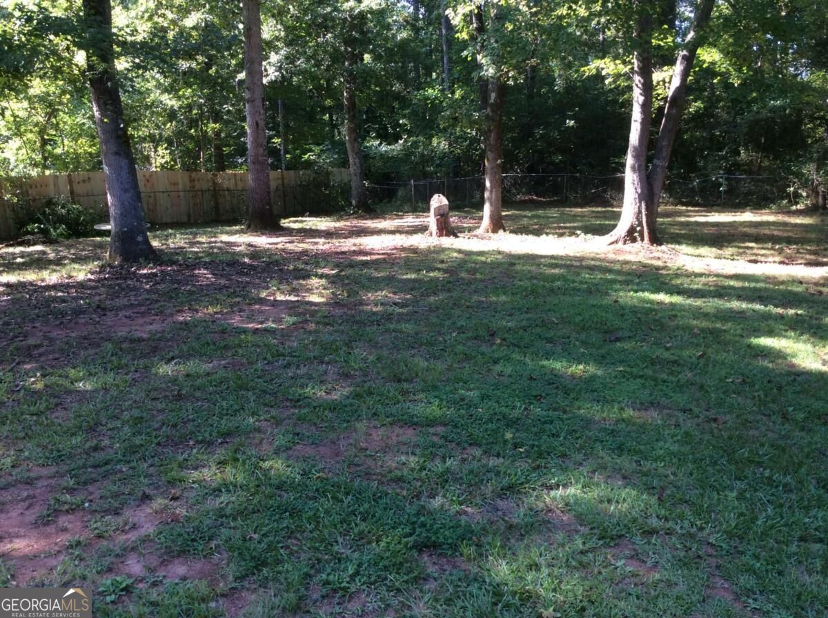40 Candler Court Property Photo 4