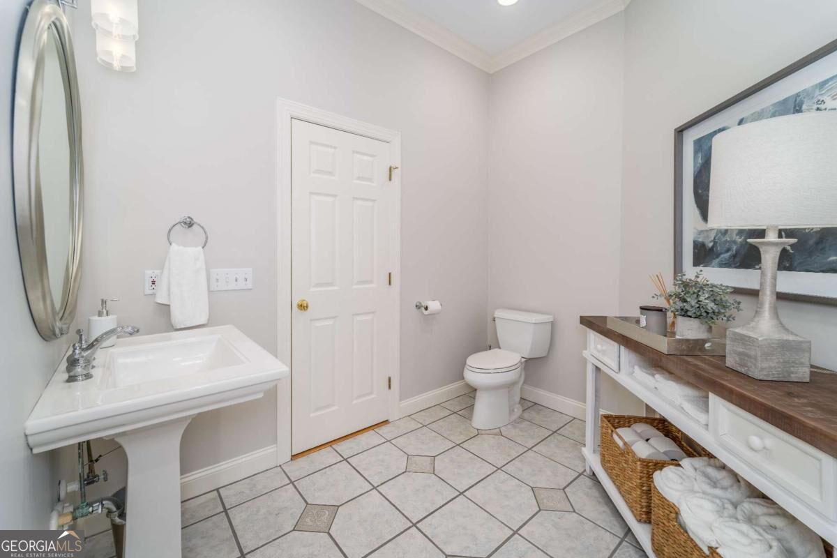161 Greentree Drive Property Photo 22