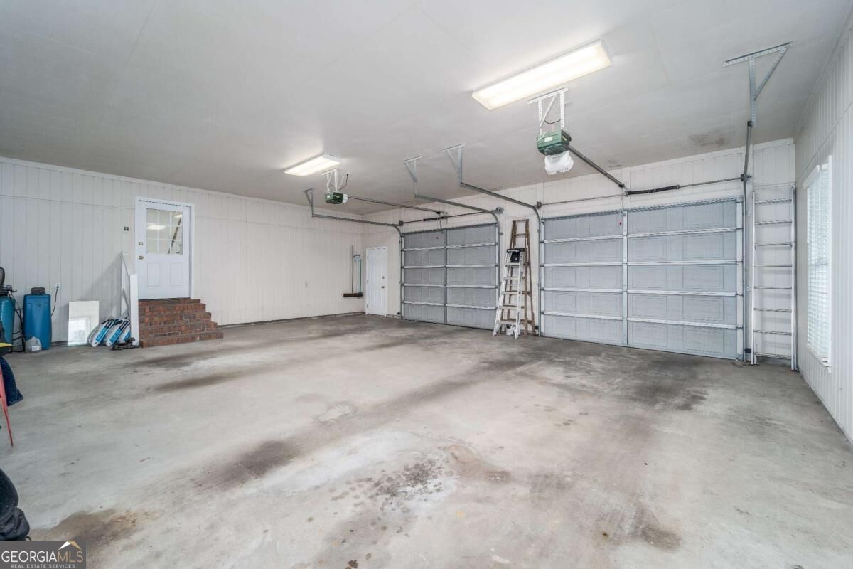 161 Greentree Drive Property Photo 38