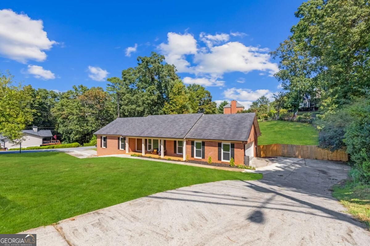3354 S Scales Road Property Photo 3