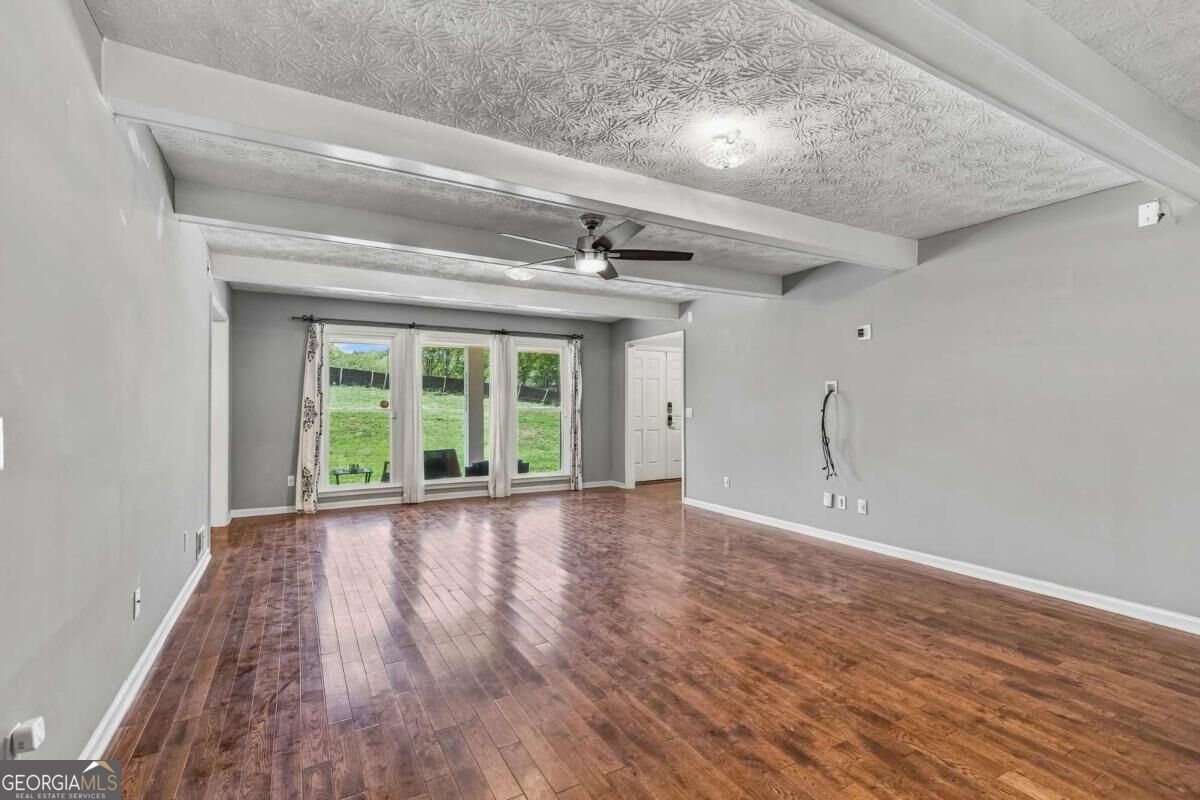 3354 S Scales Road Property Photo 8