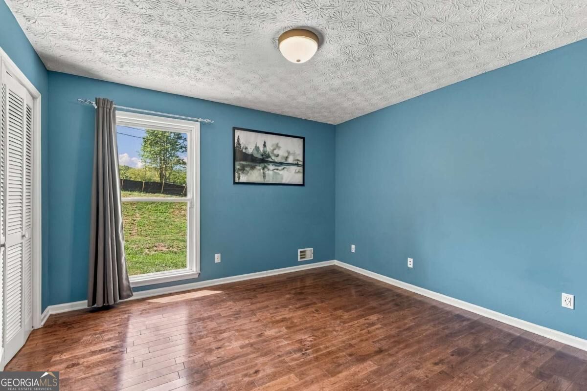 3354 S Scales Road Property Photo 17
