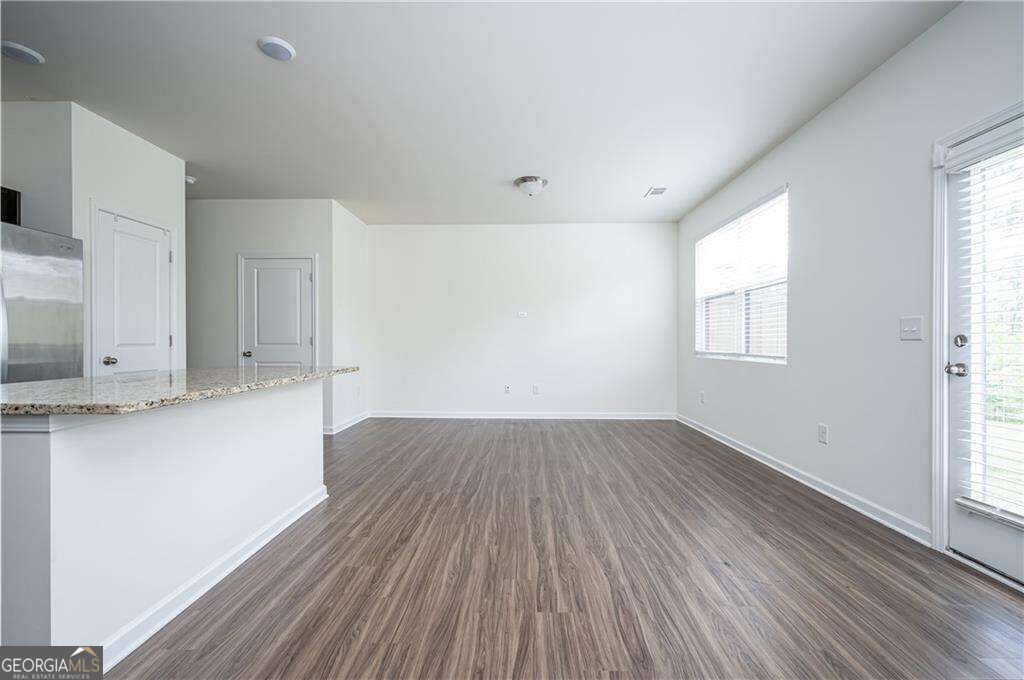 6390 Mountain Home Way Se Property Photo 10