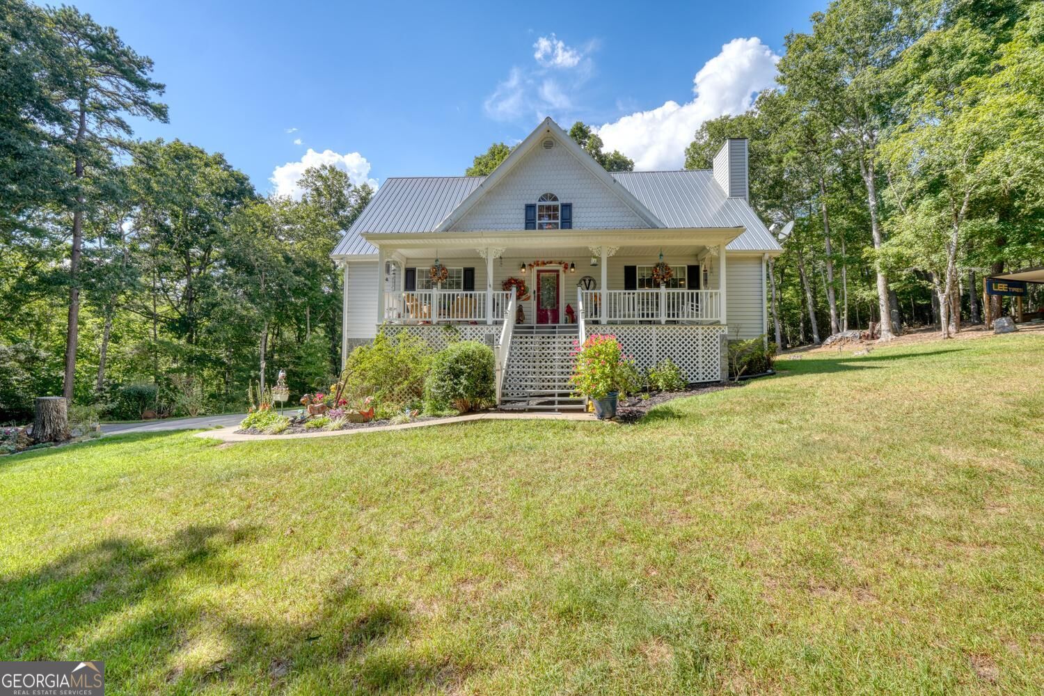 1341 Mull Road Property Photo 1