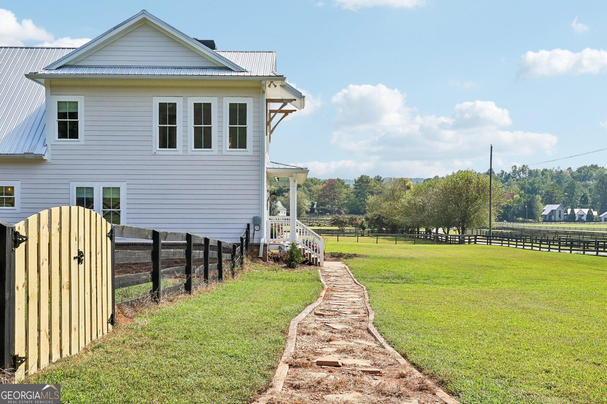 109 Etowah Downs Court Property Photo 25