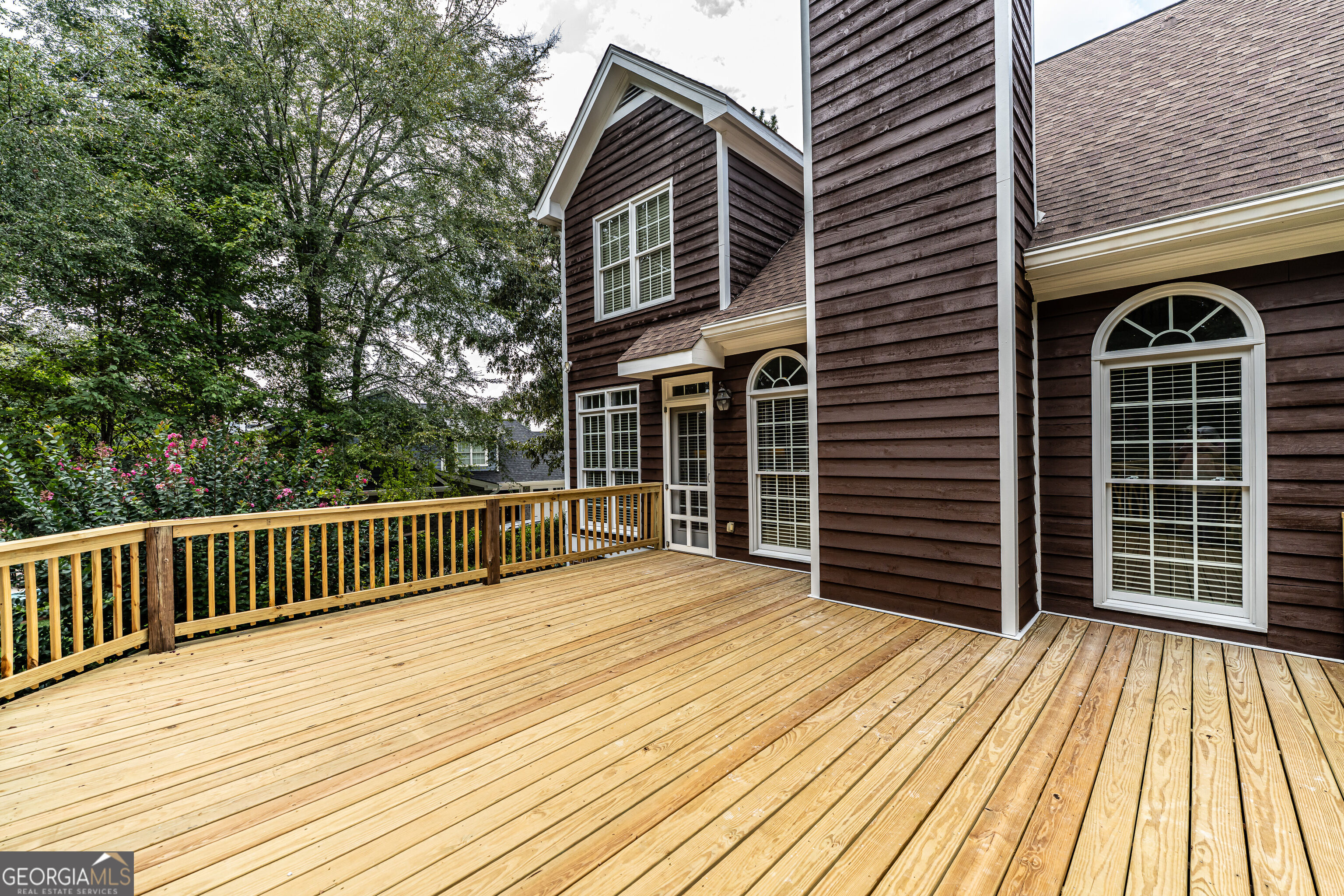 120 S Cloudview Road Se Property Photo 6