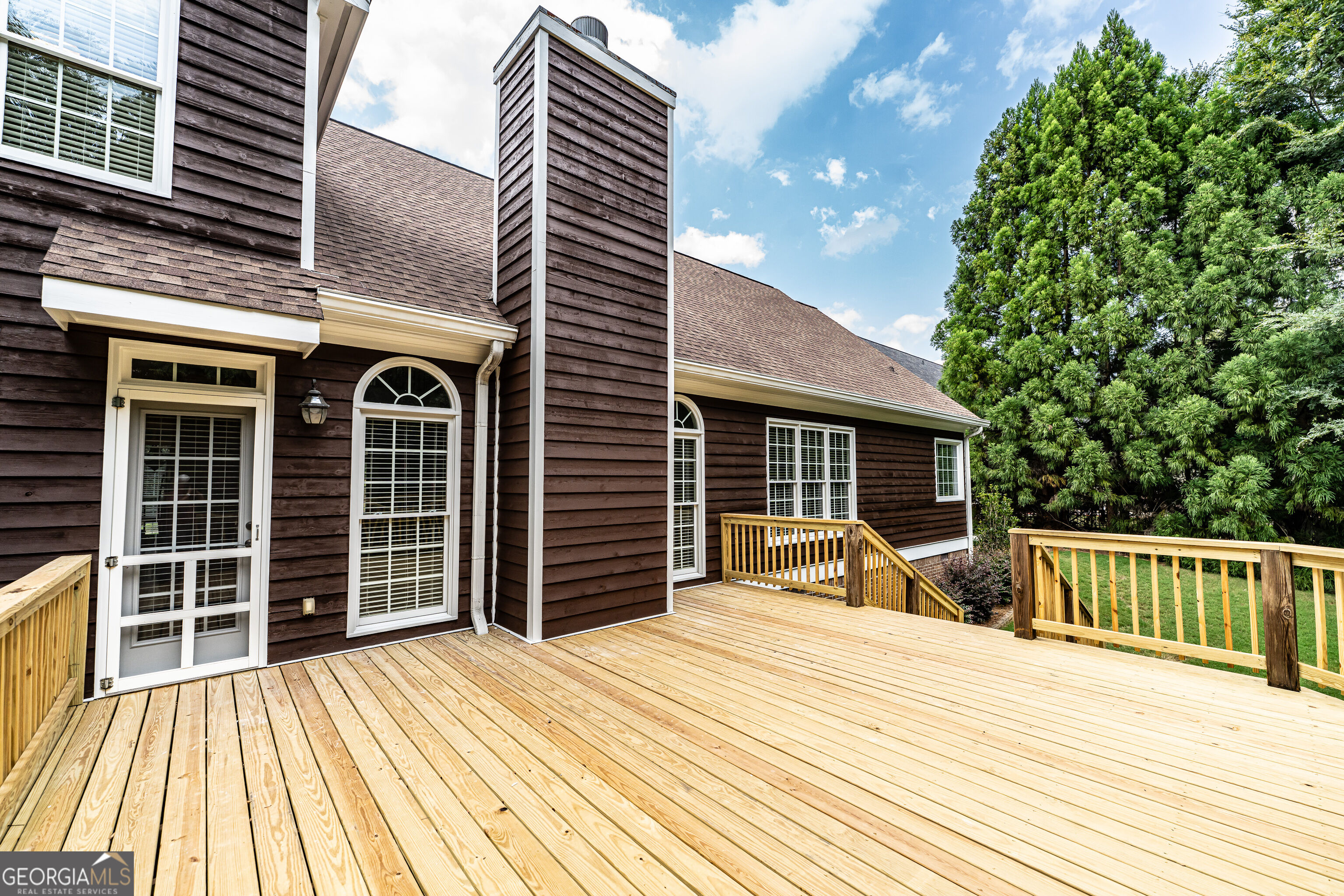 120 S Cloudview Road Se Property Photo 7