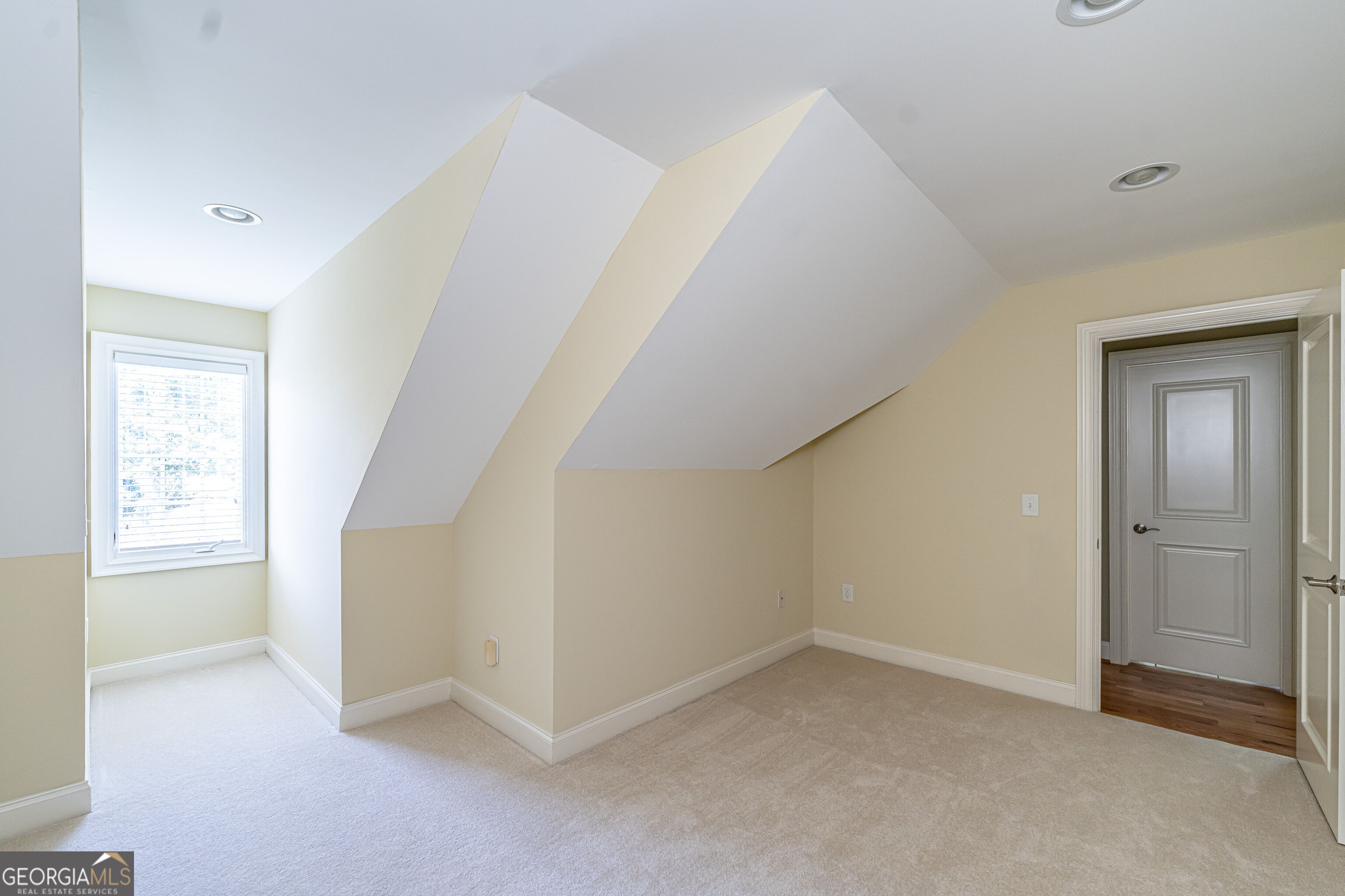 120 S Cloudview Road Se Property Photo 49