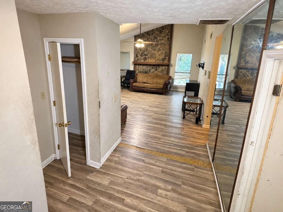 6260 Mozart Drive Property Photo 13