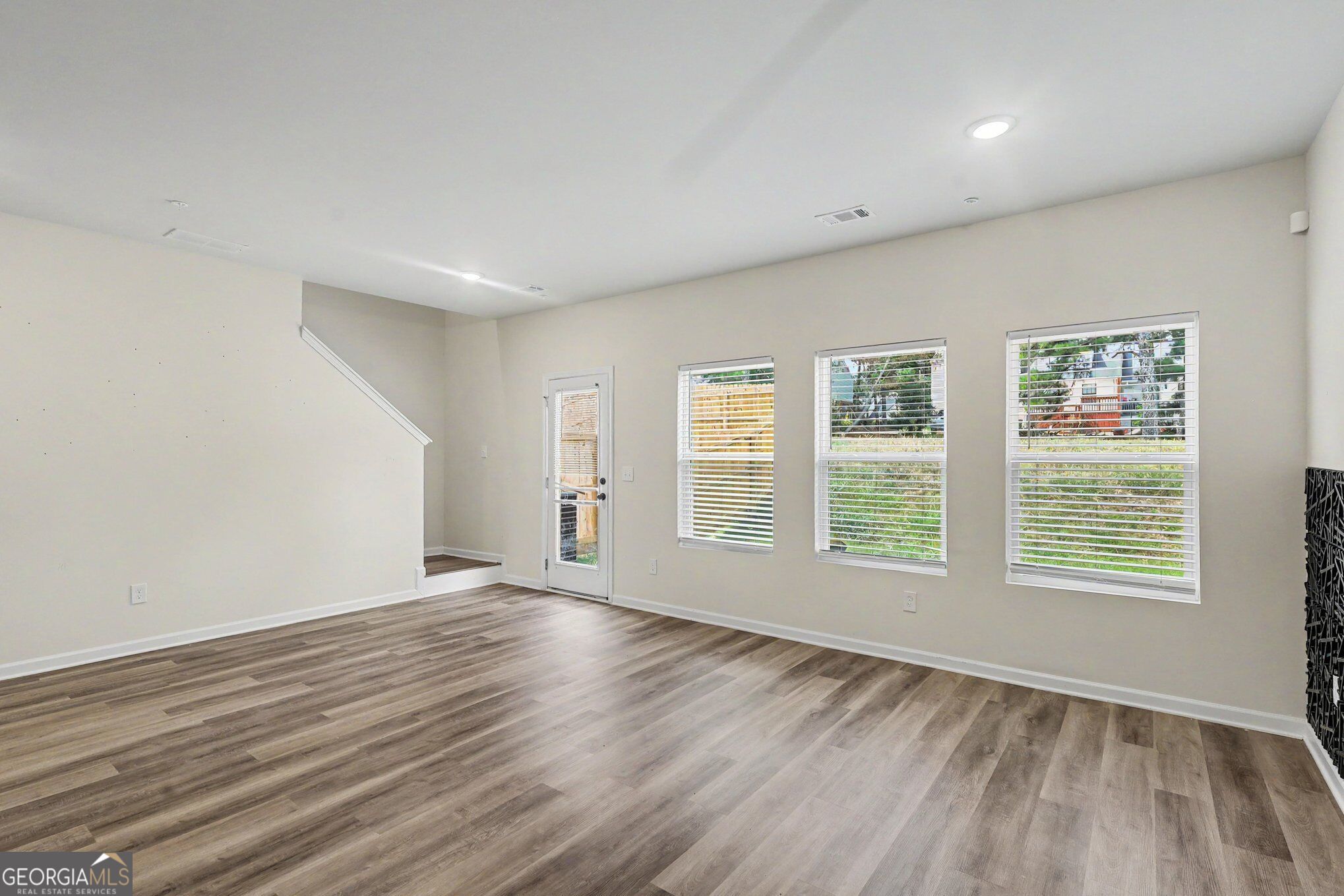 5431 Biltmore Drive Property Photo 9