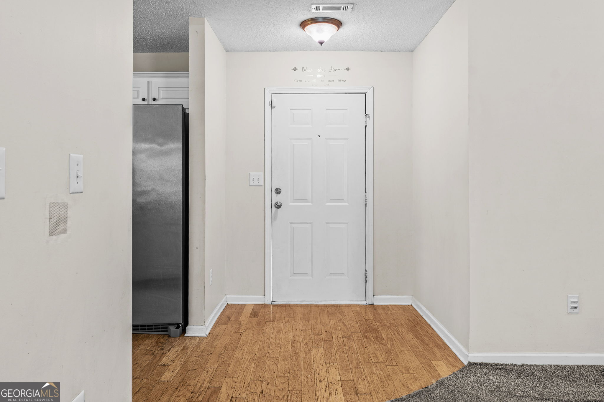 120 Hemlock Drive Property Photo 2