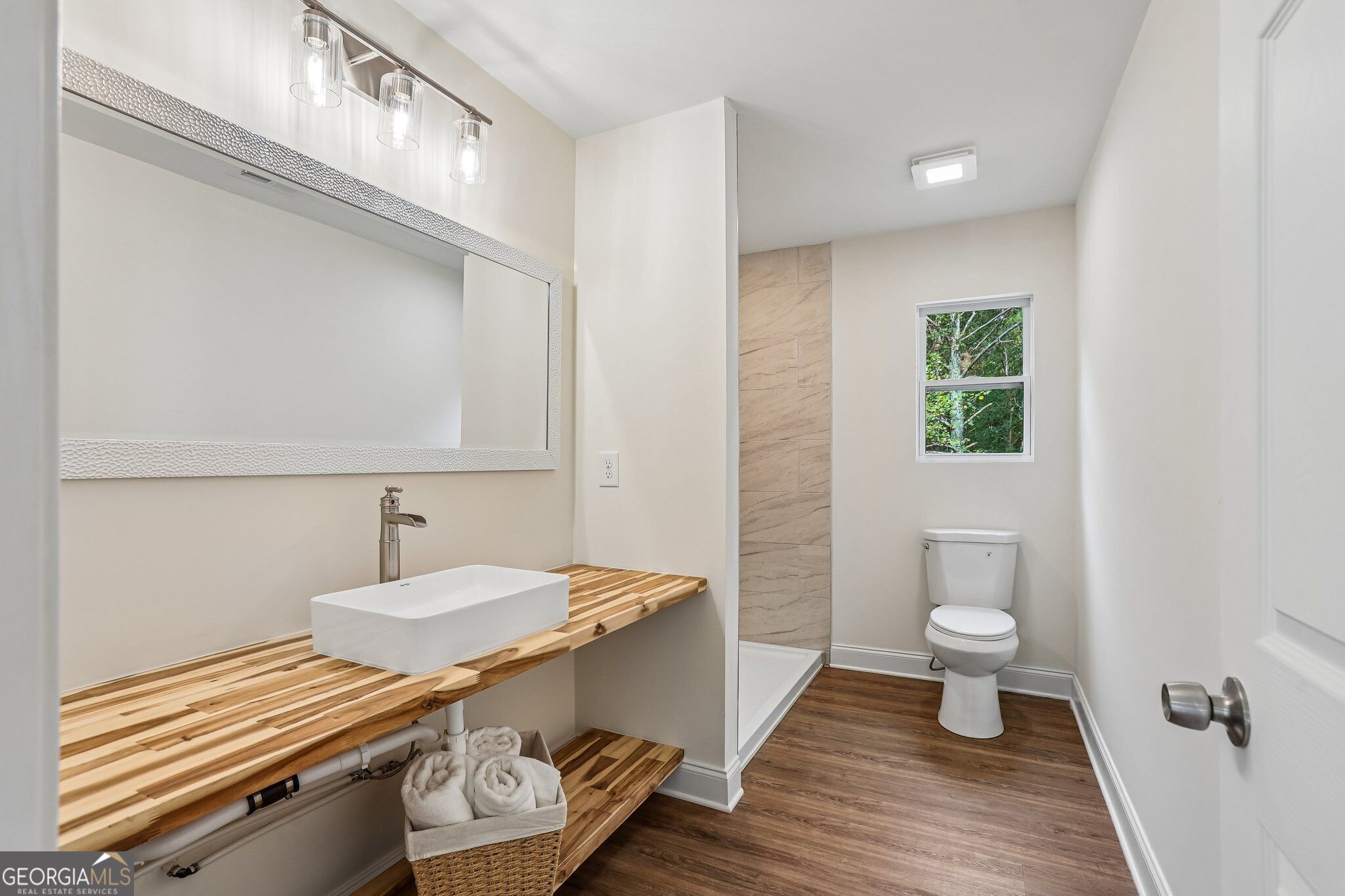 179 Ambrose Drive Property Photo 16