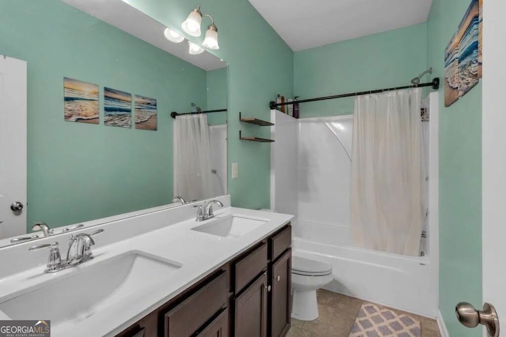 105 Westbury Drive Property Photo 16
