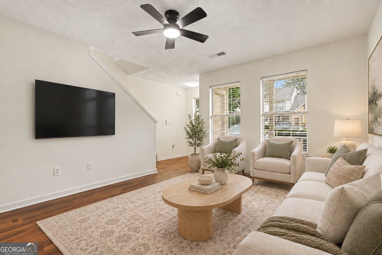 5955 Sherwood Trace Property Photo 6