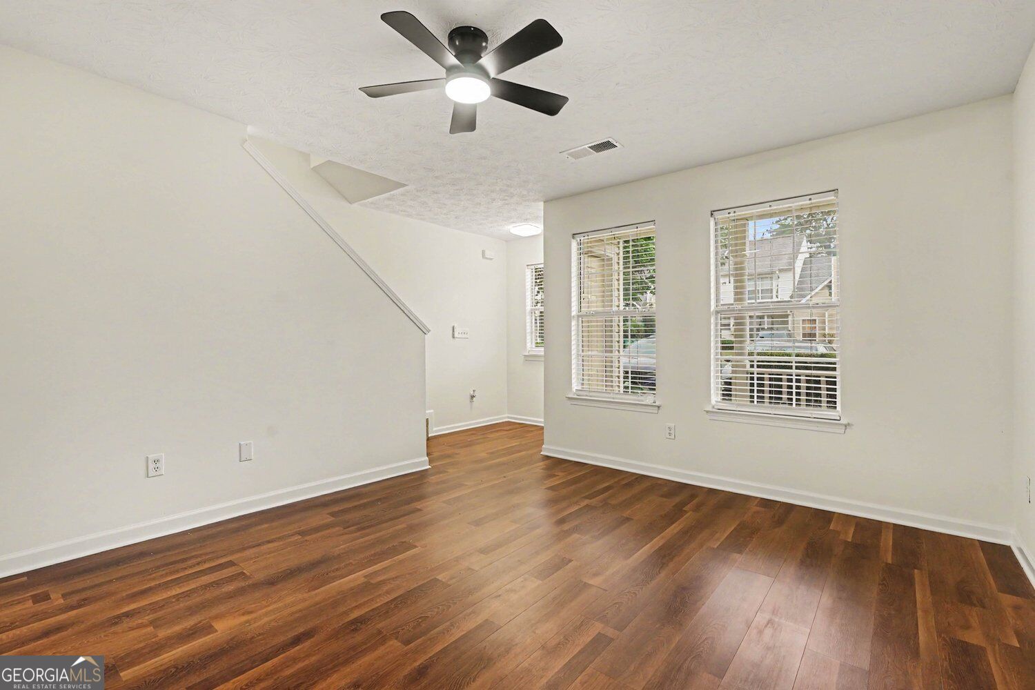5955 Sherwood Trace Property Photo 7