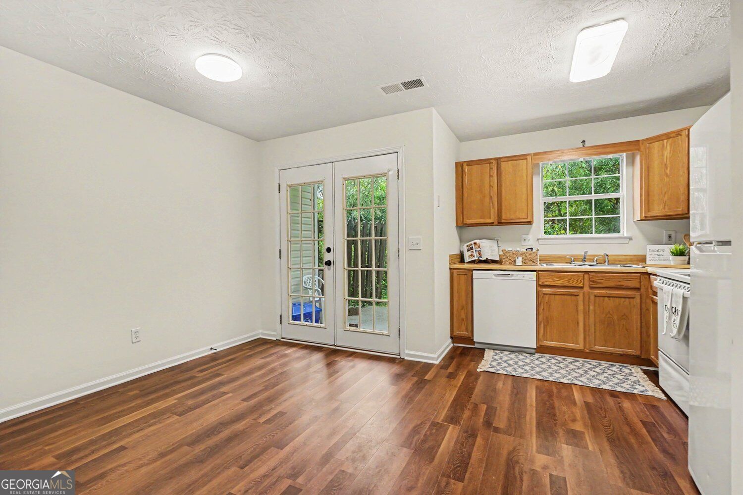 5955 Sherwood Trace Property Photo 9