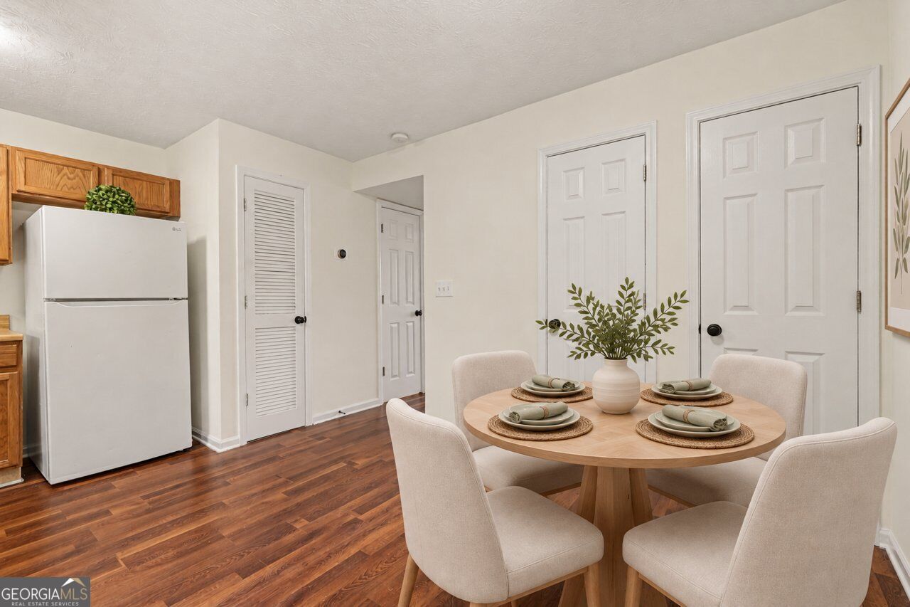 5955 Sherwood Trace Property Photo 10