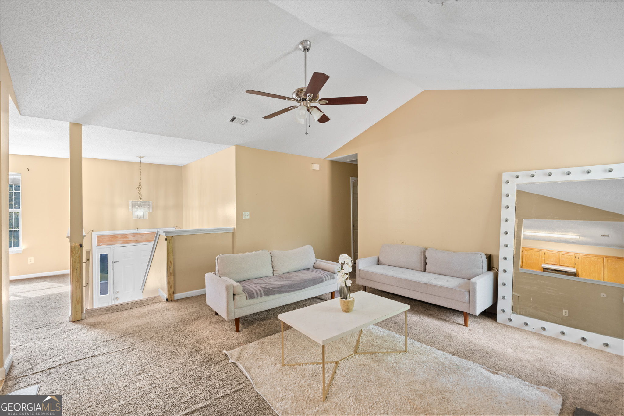 6880 Silver Maple Drive Property Photo 7