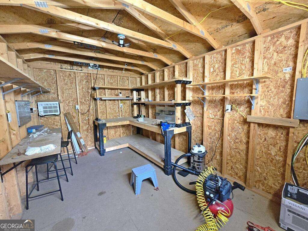 409 Joiner Avenue Property Photo 23