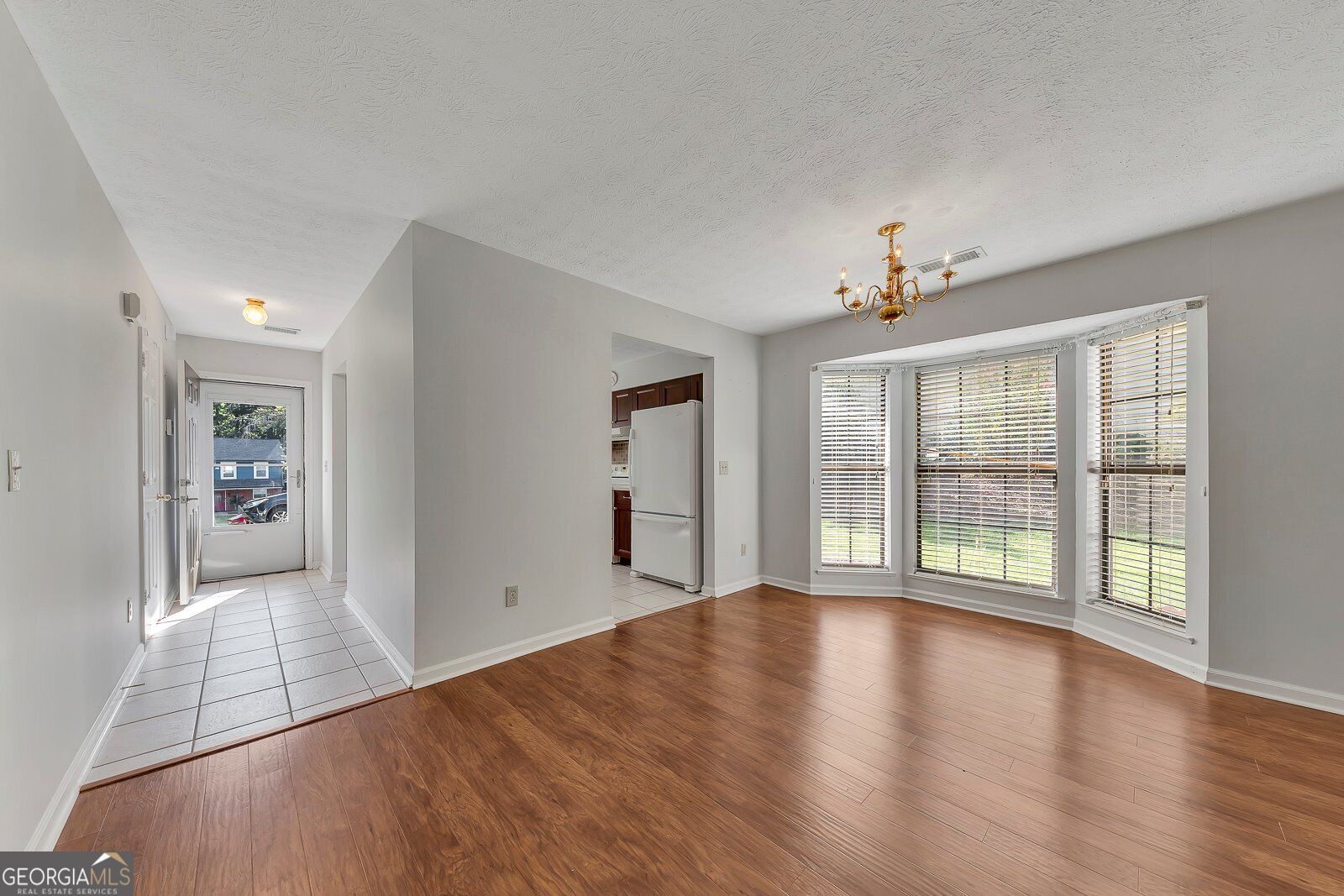 5189 Village Green Way Property Photo 6