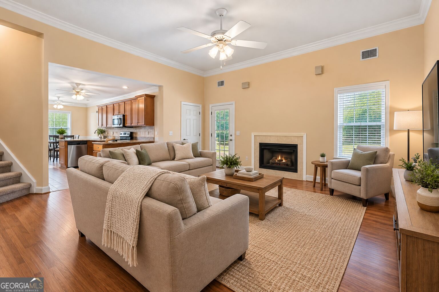 740 Pebble Boulevard Property Photo 2
