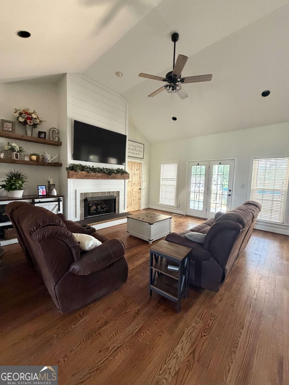 107 Pine Ridge Court Property Photo 6