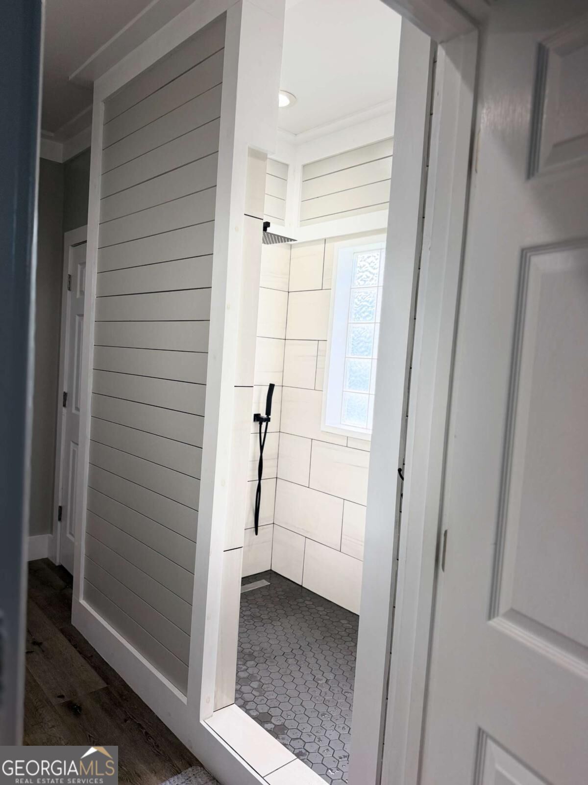 107 Pine Ridge Court Property Photo 18