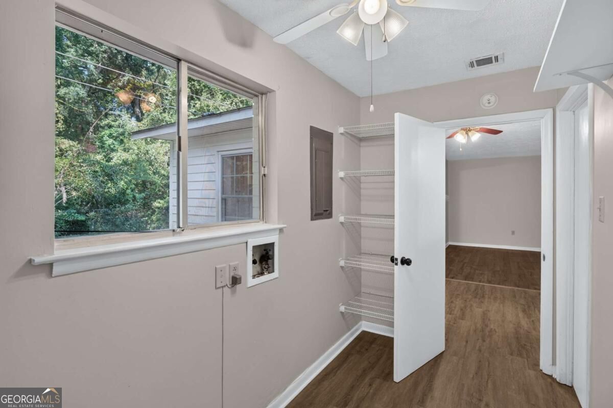 106 Greenbriar Drive Property Photo 18