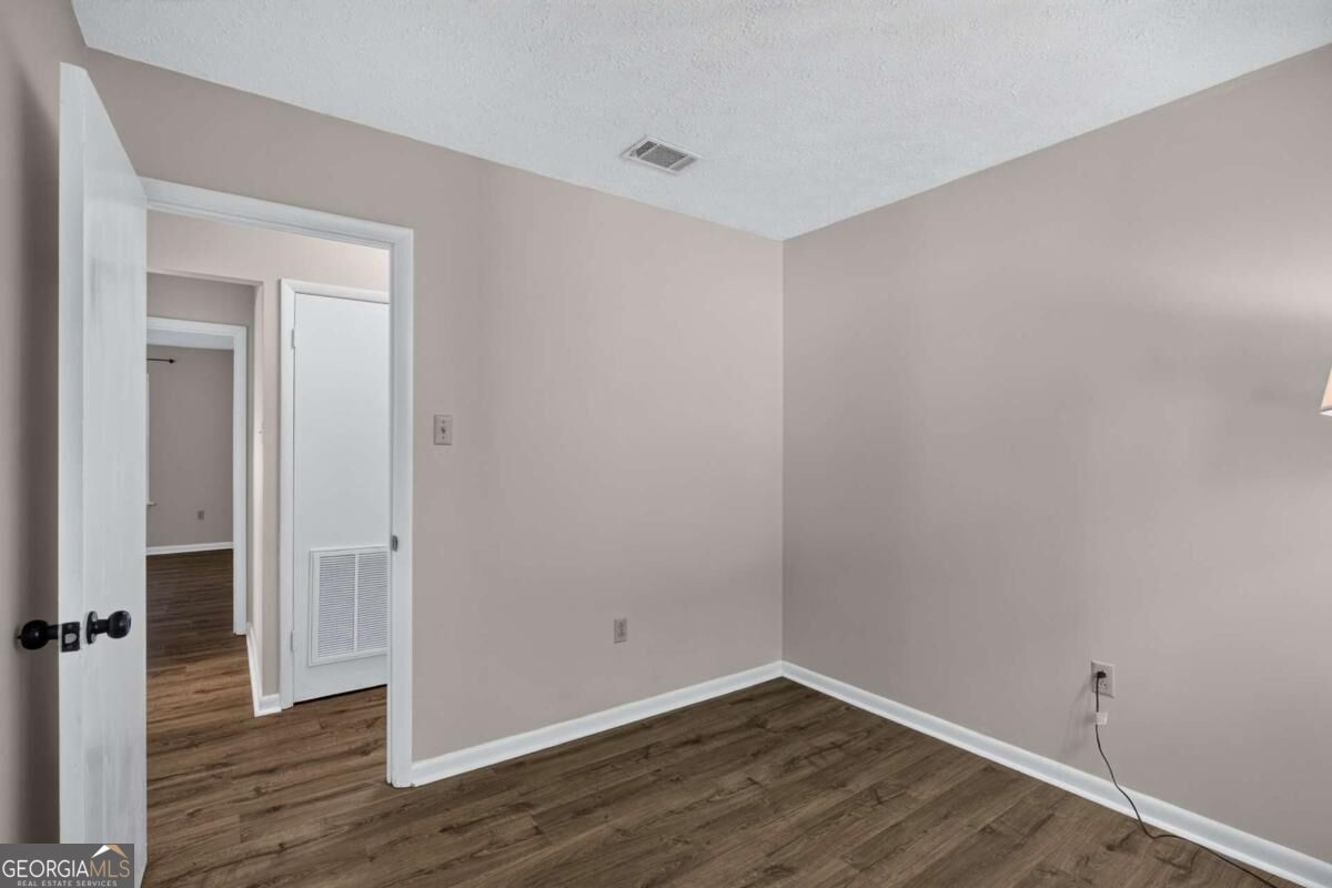 106 Greenbriar Drive Property Photo 23