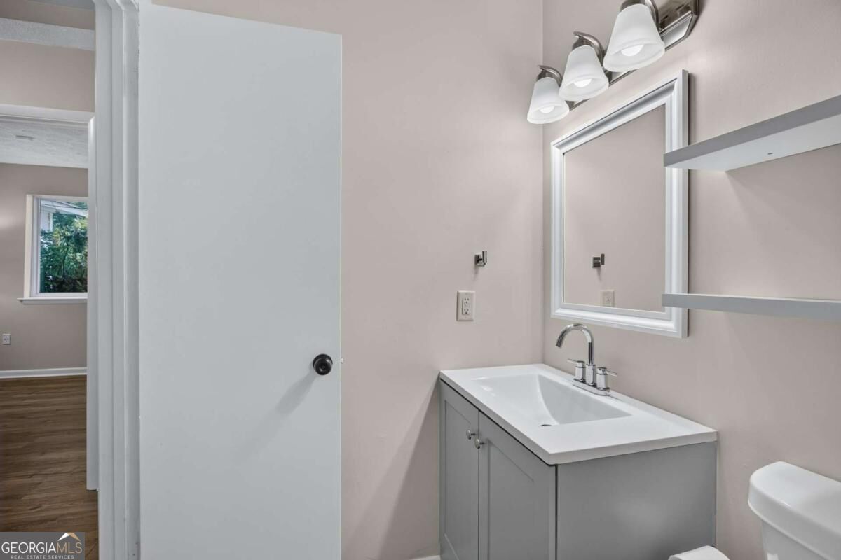106 Greenbriar Drive Property Photo 25