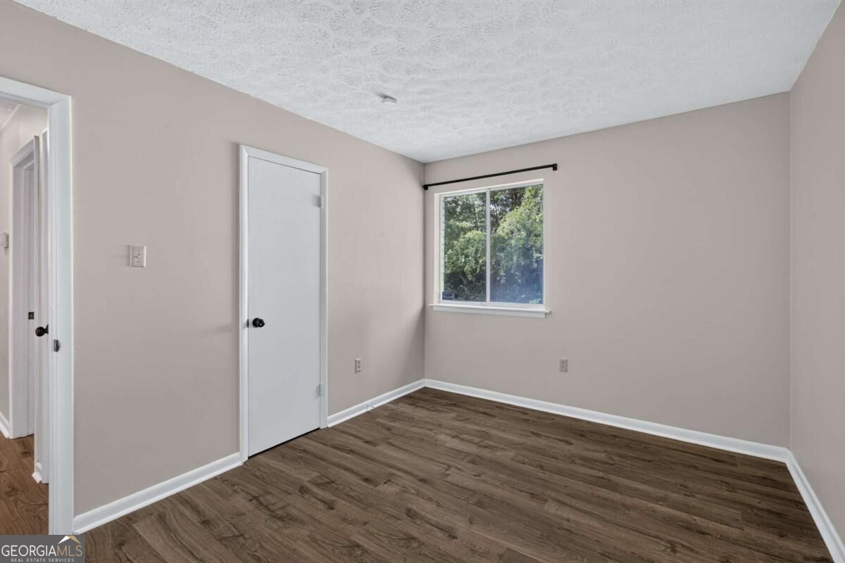 106 Greenbriar Drive Property Photo 26