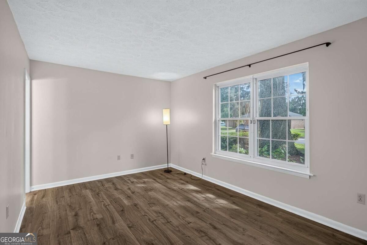 106 Greenbriar Drive Property Photo 29