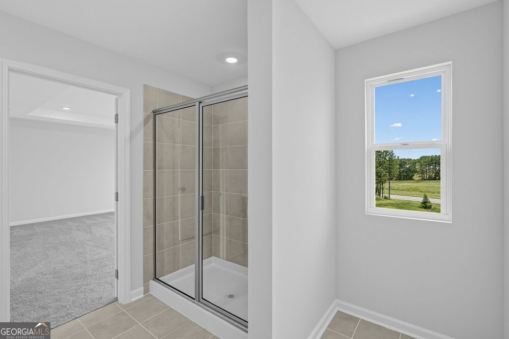 212 Groveton Court Property Photo 4