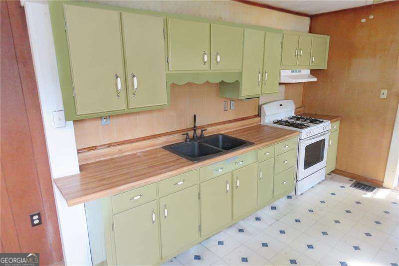 1744 Neely Avenue Property Photo 14