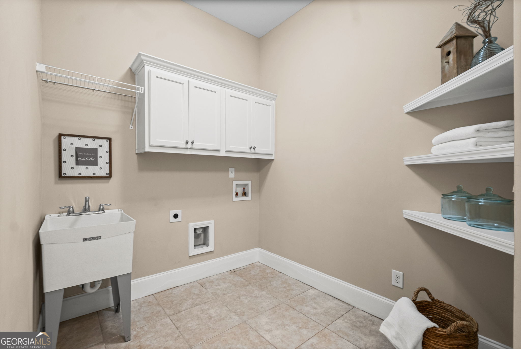 173 Cadence Trail Property Photo 29