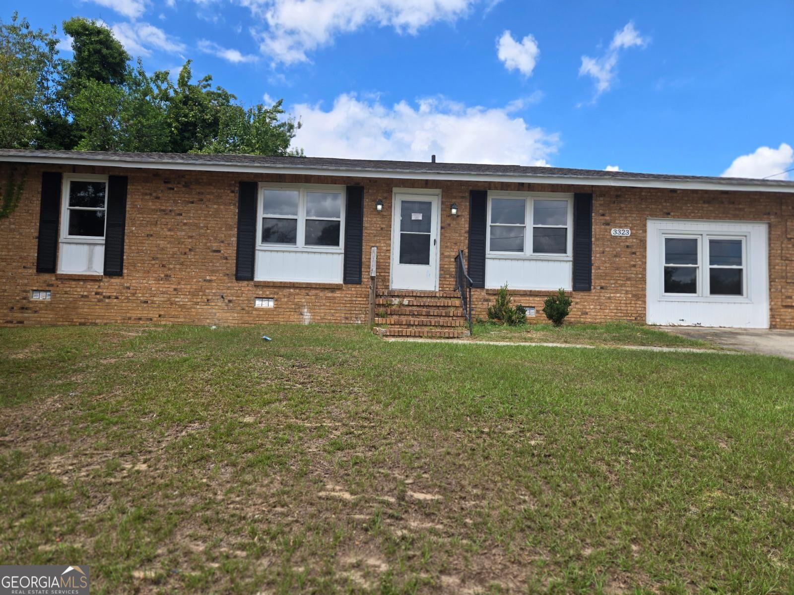 3323 Hillis Road Property Photo 3