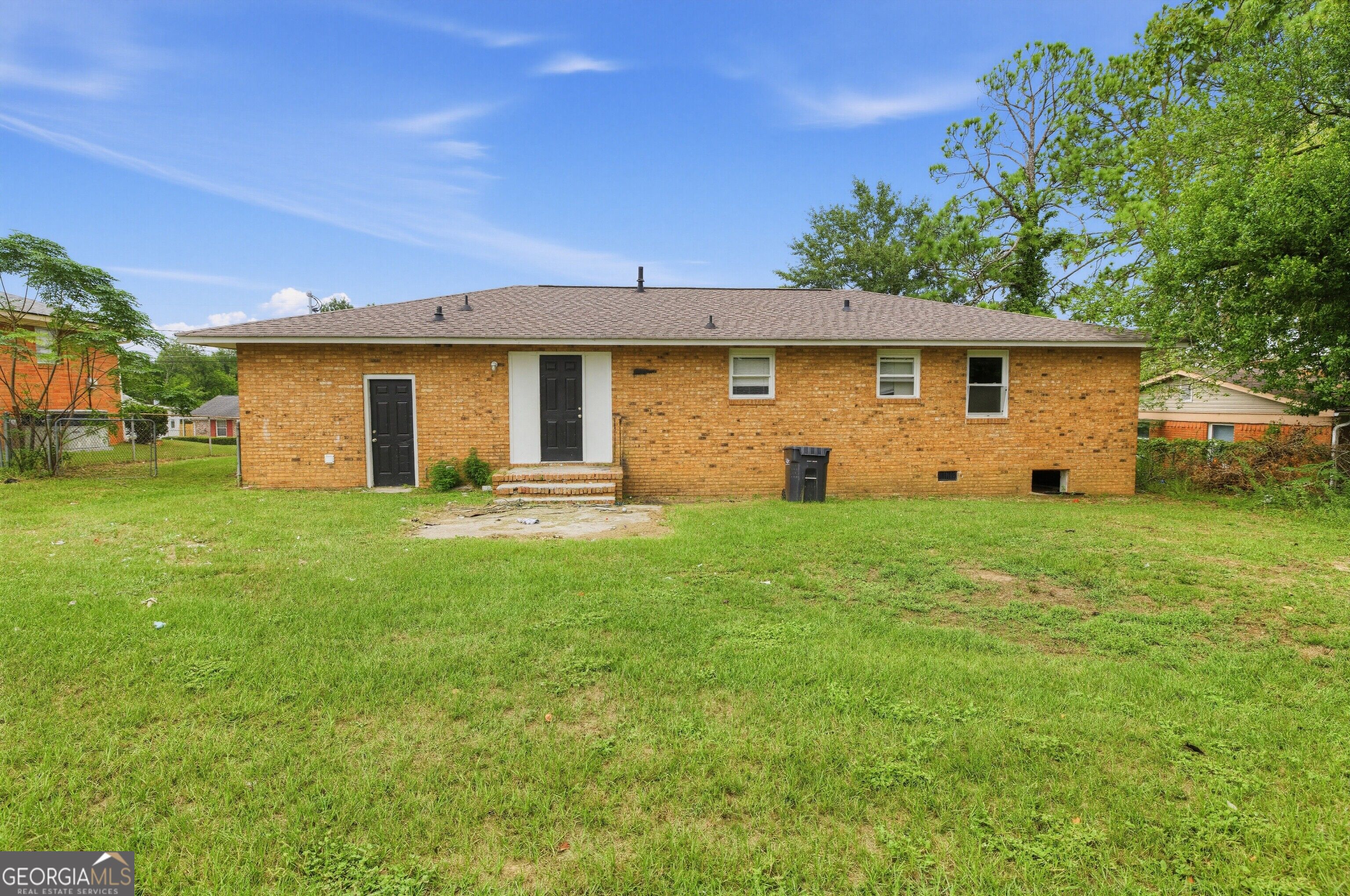 3323 Hillis Road Property Photo 4