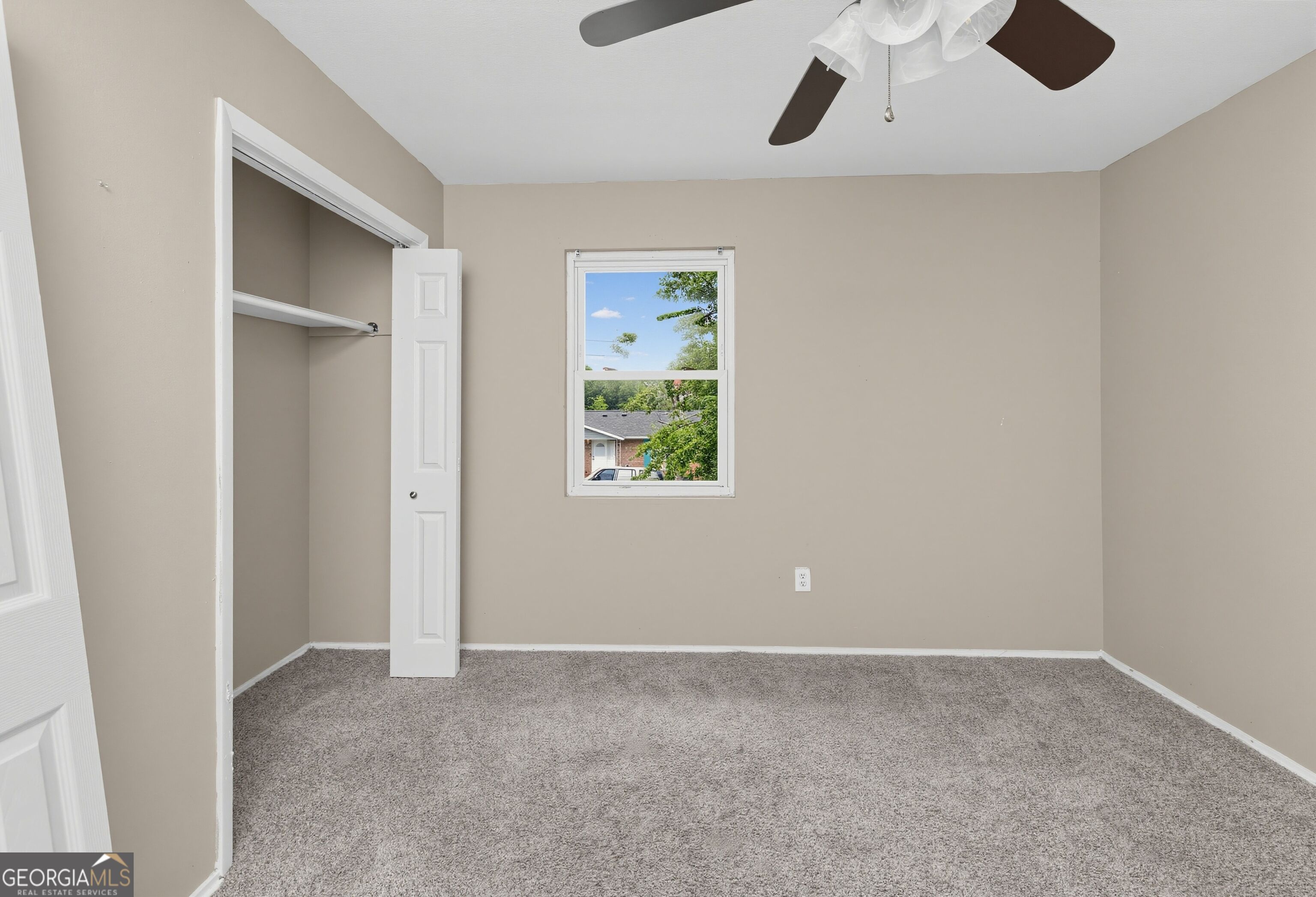 3323 Hillis Road Property Photo 13