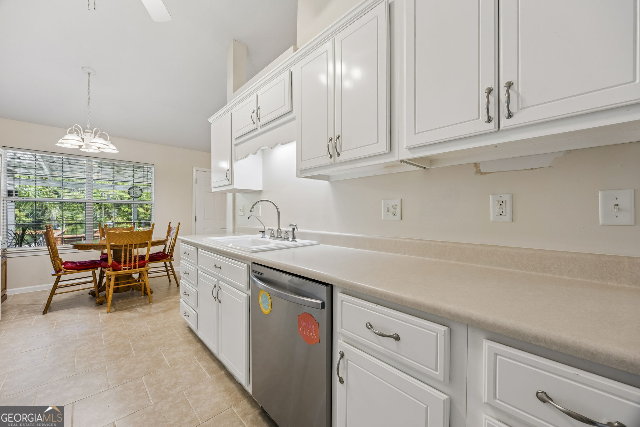 20 Lakefront Drive Property Photo 14
