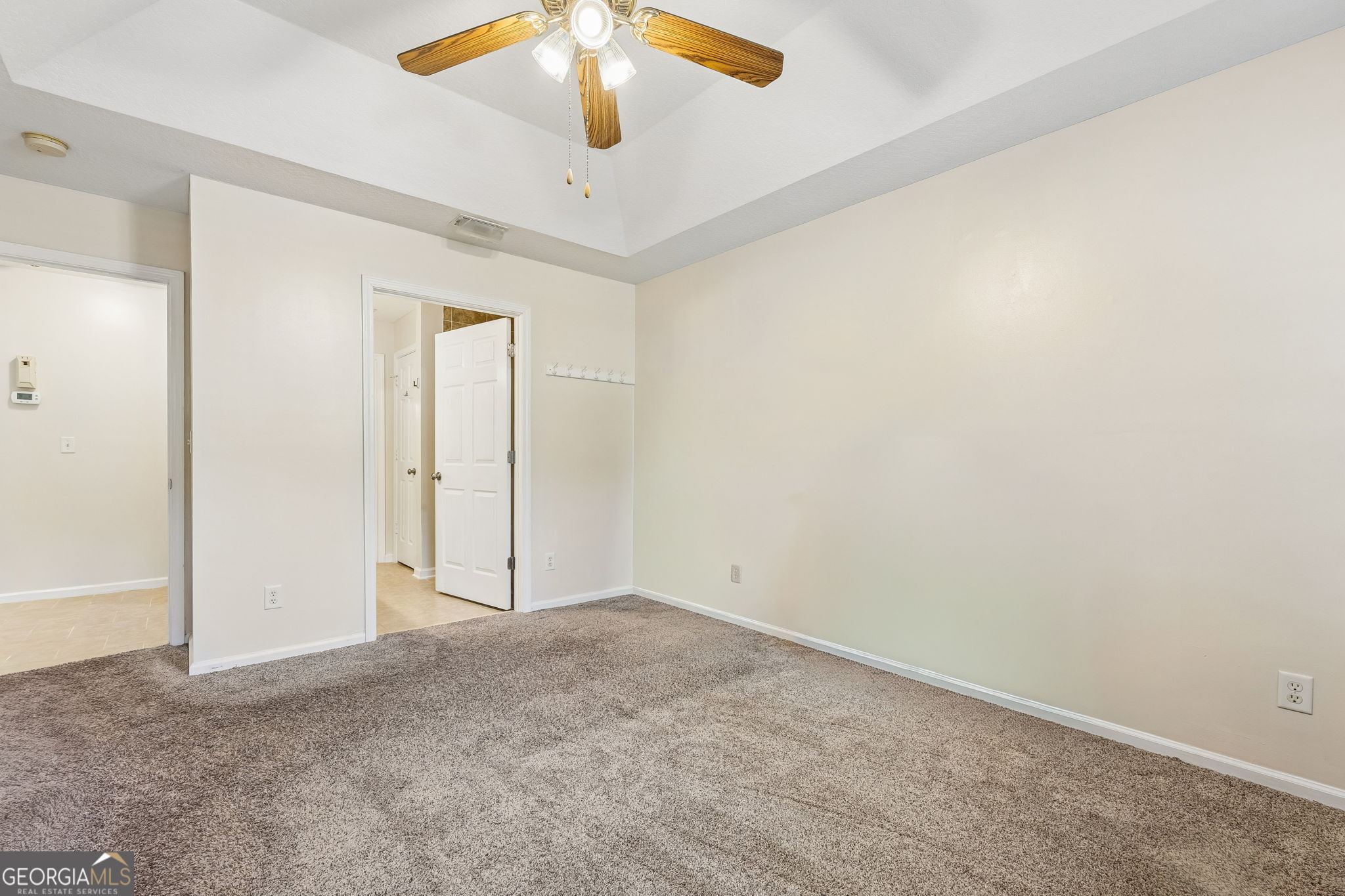 20 Lakefront Drive Property Photo 18