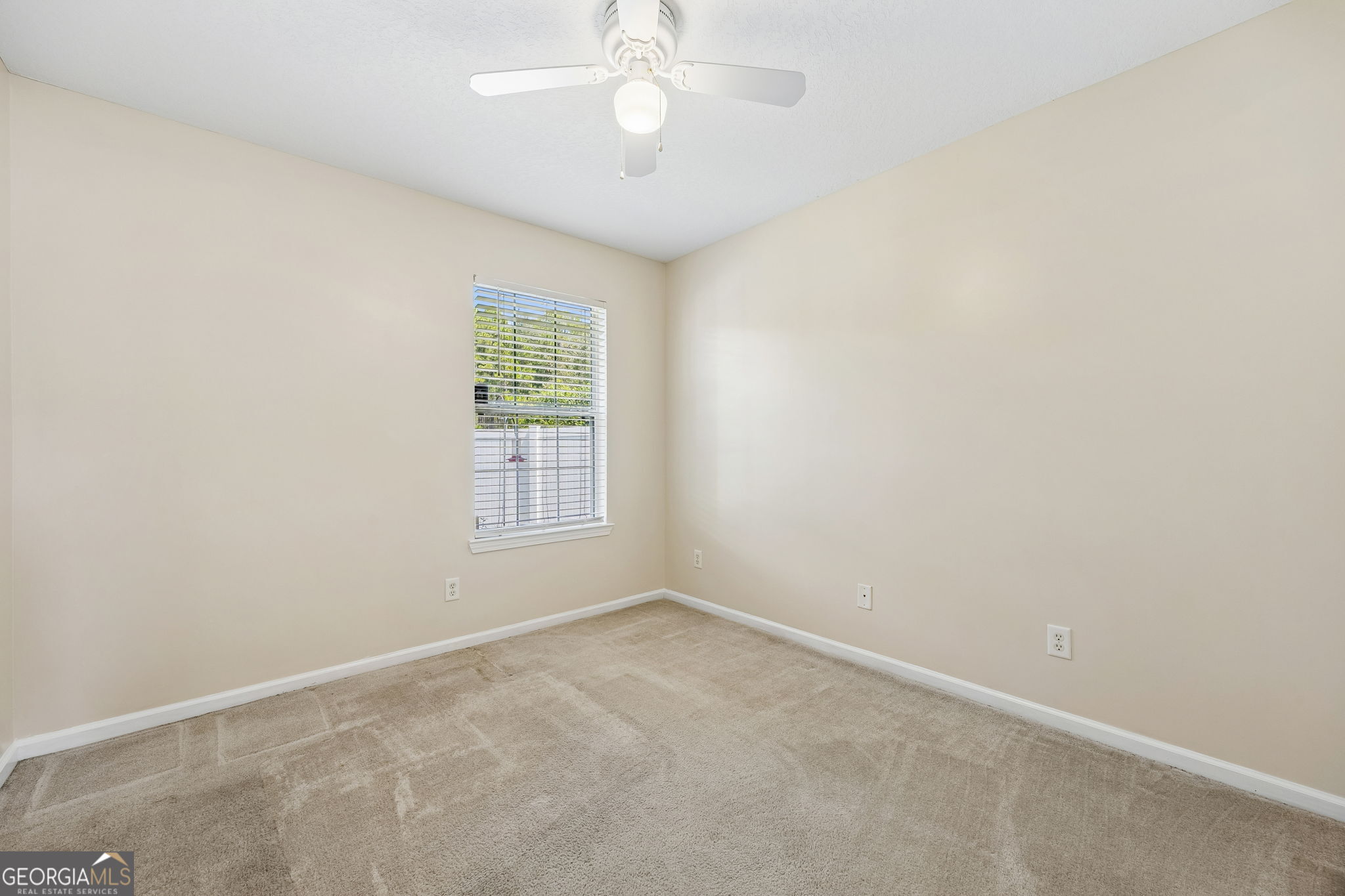 20 Lakefront Drive Property Photo 24